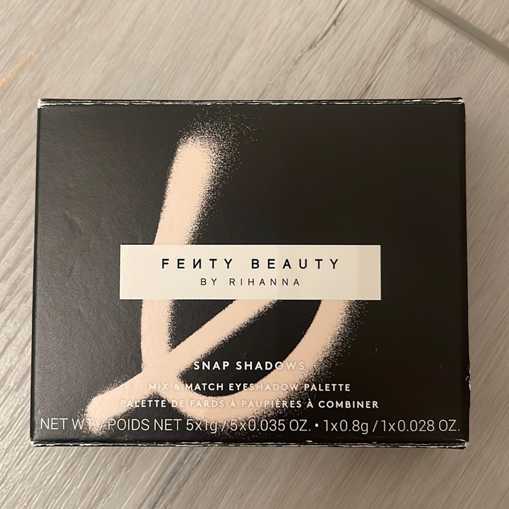 Fenty Beauty Snapshadow Smoky eyeshadow palette